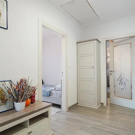 2 Bedroom Stunning In Casa vacanze