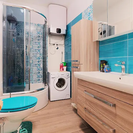 2 Bedroom Stunning In Casa vacanze