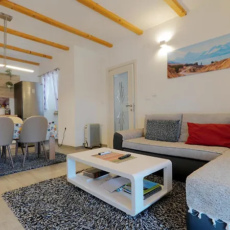 Prázdninový dům 2 Bedroom Stunning In *