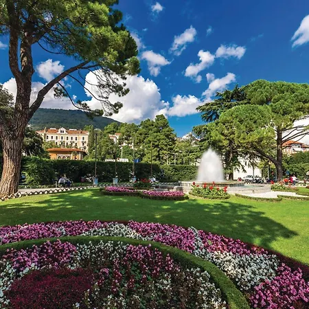 Prázdninový dům 2 Bedroom Stunning In *